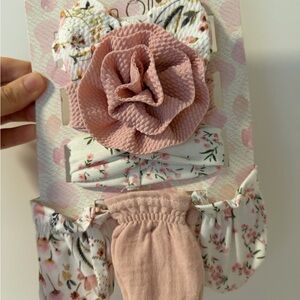 Girls Pink Floral Headband & Handcover Set. Newborn
